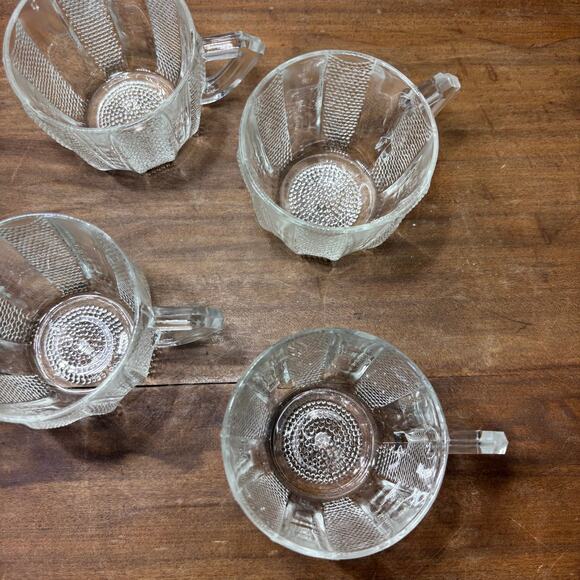 Vintage Jeannette Glass Dewdrop Pattern Cup Set Of 4 - Picture 4 of 5